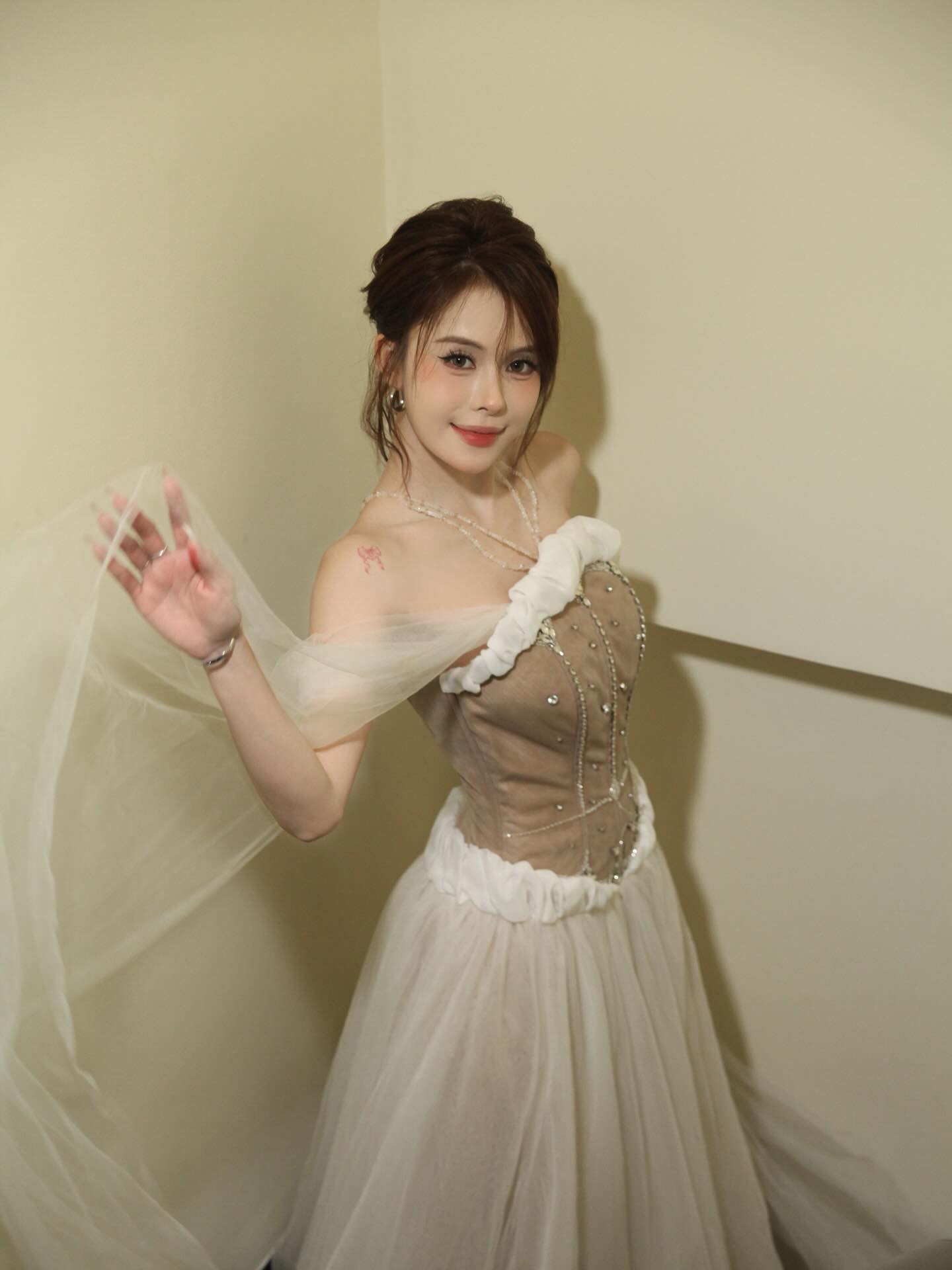 TikToker Việt diễn show thời trang: 8 triệu người theo dõi, không có nổi 1 lời khen- Ảnh 8.