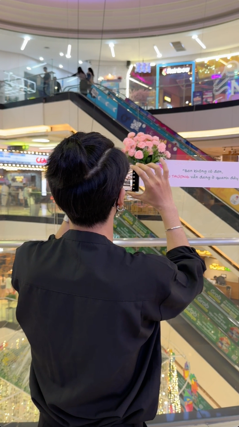 Video: Vạn Hạnh Mall tiếp tục khiến dân tình 