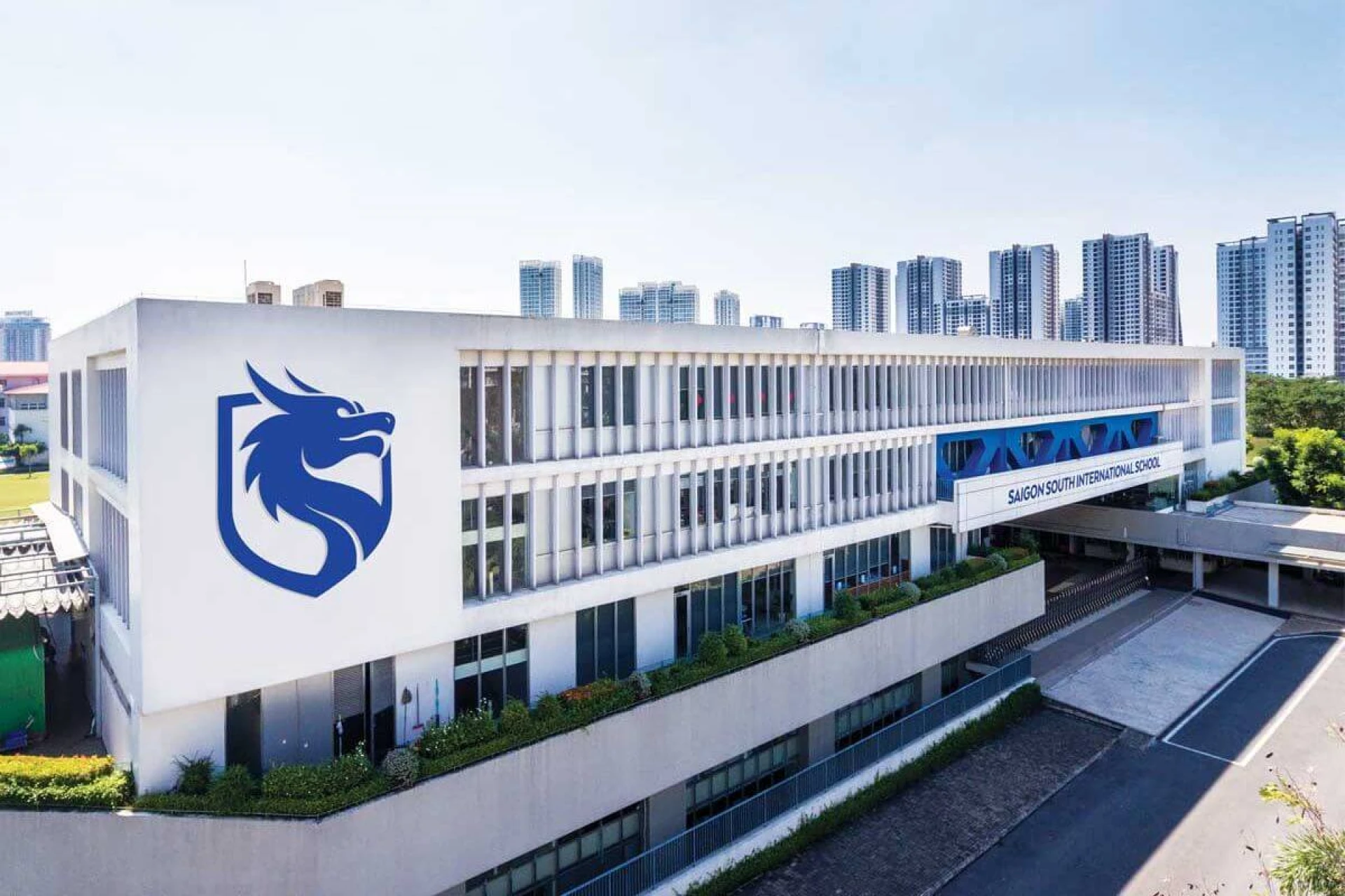 "Thế lực nhí" nhà Đông Nhi chính thức thành bạn cùng trường quốc tế có học phí nửa tỷ với ái nữ nhà Cường Đô La- Ảnh 2.