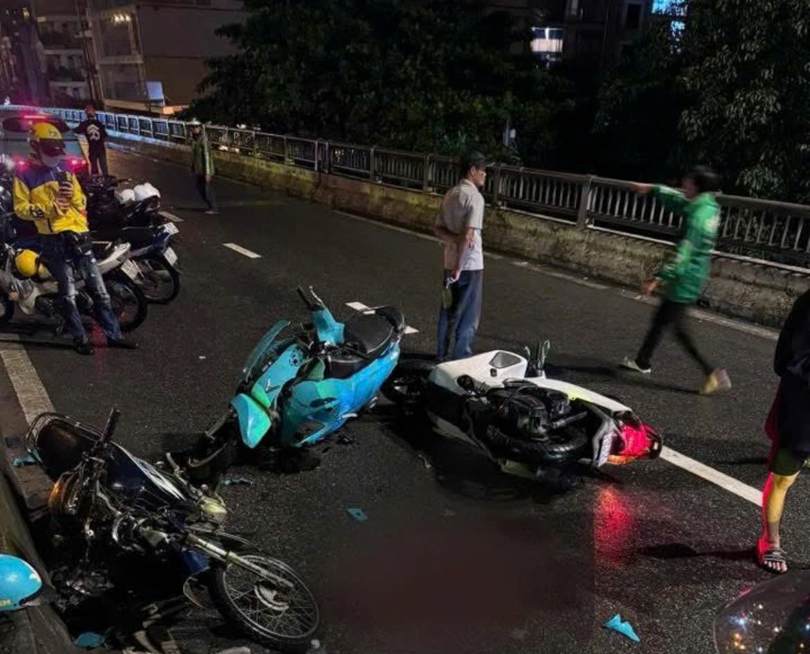 Nam sinh viên tử vong, bị xe ben kéo lê hơn một km- Ảnh 2.