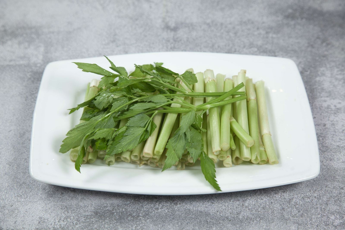 2 loại rau dễ là nơi "tổ ký sinh trùng" ẩn náu, nhất cái số 1 nhiều người mê tít- Ảnh 2.