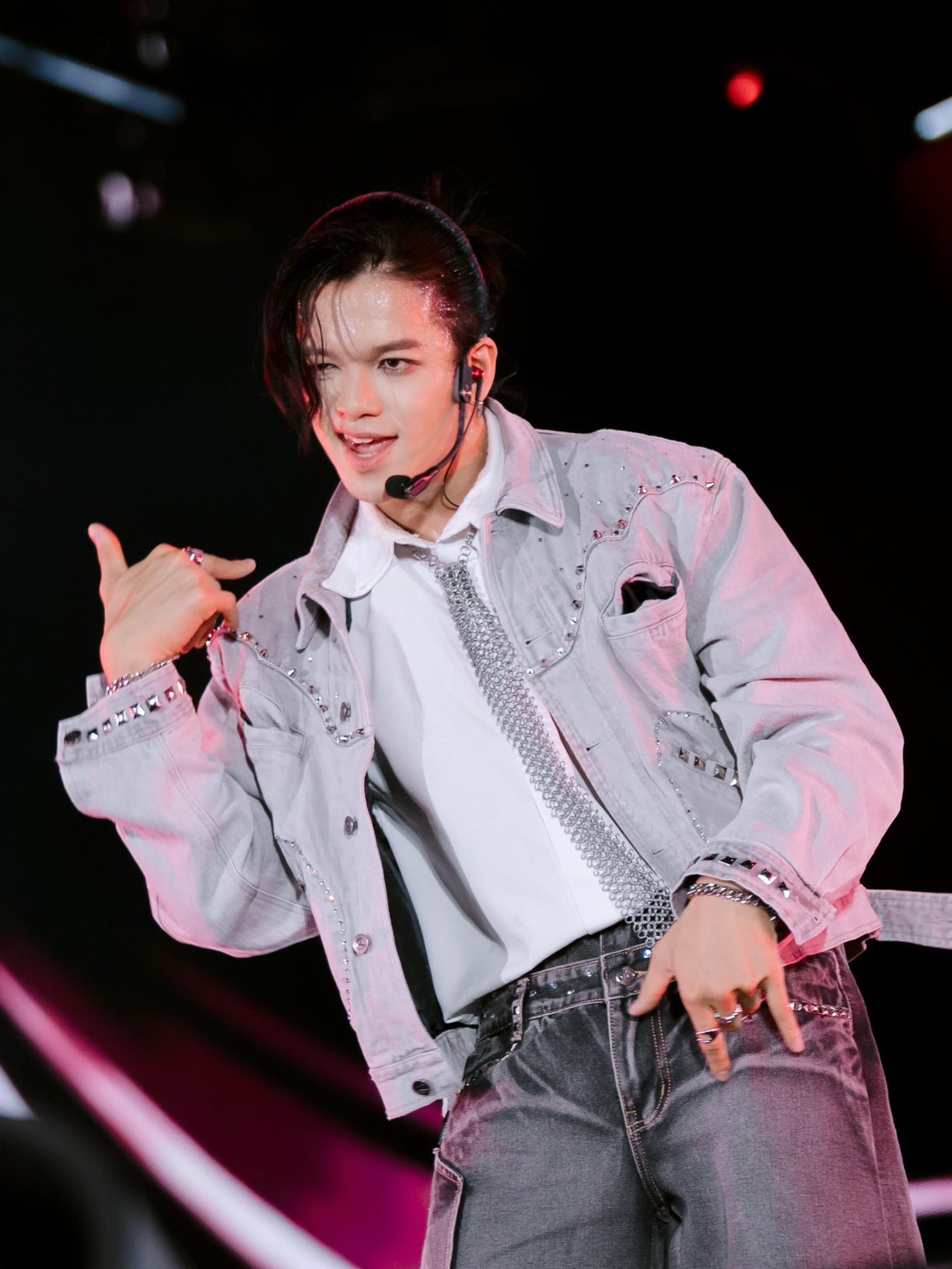 Một Anh Trai có biệt tài dùng “tiếng Việt premium”: Viết 1 đoạn rap mà như “dát vàng lỗ tai”, càng nghe càng cuốn- Ảnh 8.