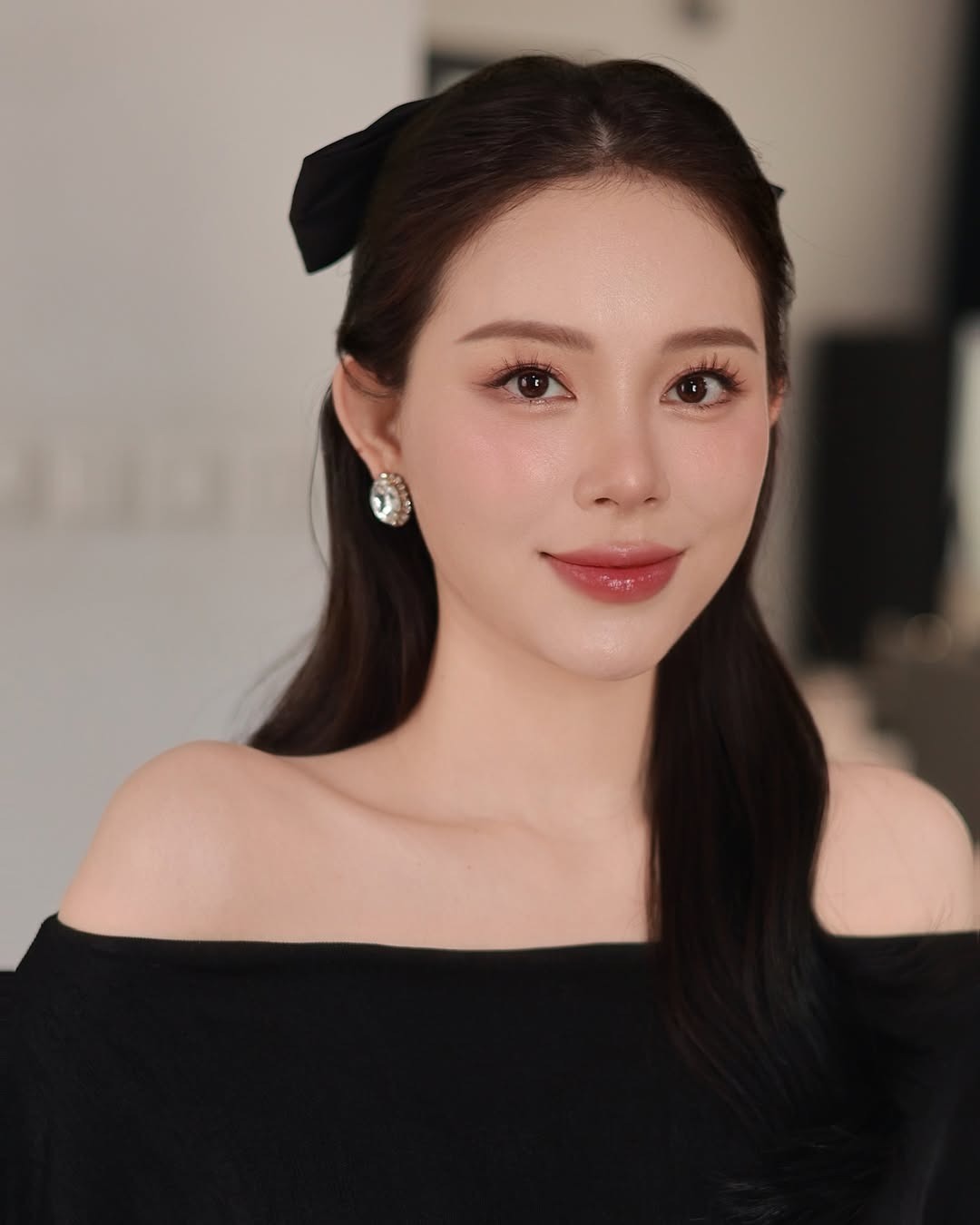Con dâu gia tộc 3000 tỷ lôi thứ này ra khoe, ai nhìn cũng ham muốn 