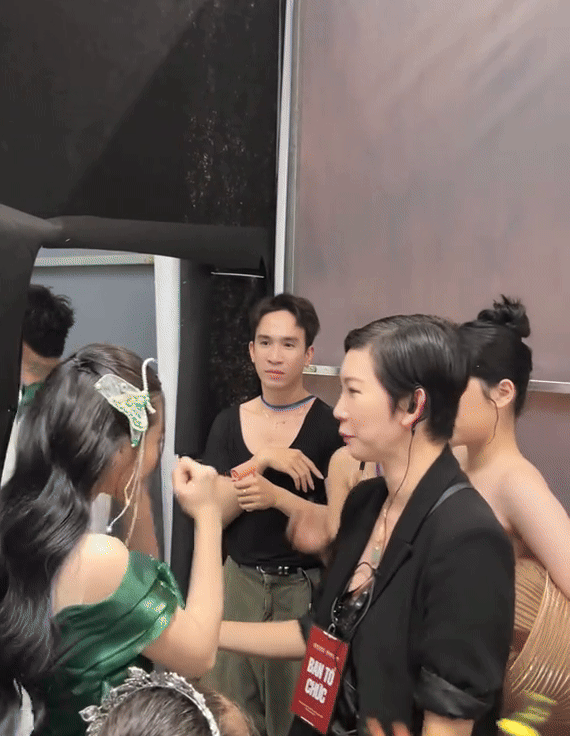 Thiên An lộ diện giữa ồn ào, “xin vía” Cindy Lư, netizen: Cùng là mẹ đơn thân mà họ khác nhau quá- Ảnh 1.