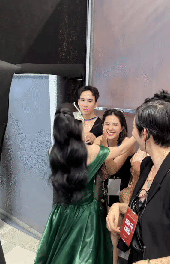 Thiên An lộ diện giữa ồn ào, “xin vía” Cindy Lư, netizen: Cùng là mẹ đơn thân mà họ khác nhau quá- Ảnh 2.