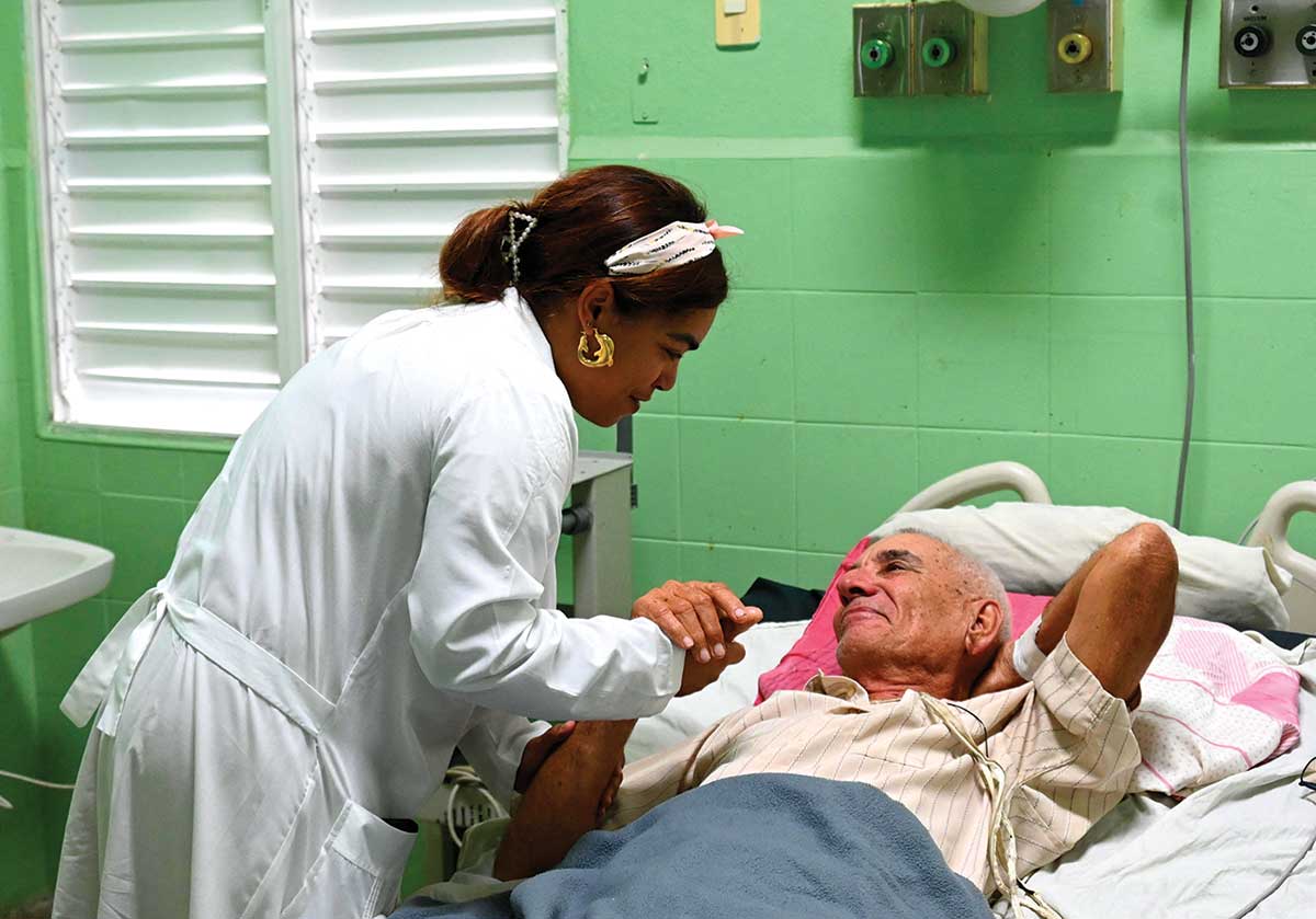 Khủng hoảng chưa từng có tiền lệ: Đây là những gì đang diễn ra tại Cuba- Ảnh 7.