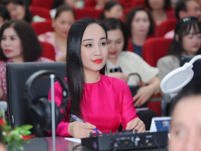 "Thị Mầu" Thu Huyền ngày nào giờ đã 50 tuổi: Có bí quyết chống già phụ nữ đã lập gia đình rất nên học hỏi- Ảnh 3.