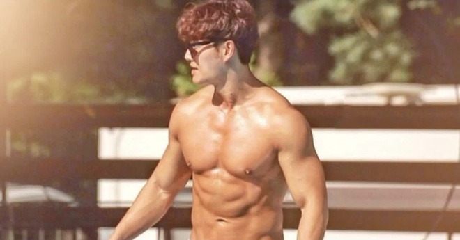 Kim Jong Kook: Trai đẹp từ chối miễn nghĩa vụ quân sự, 