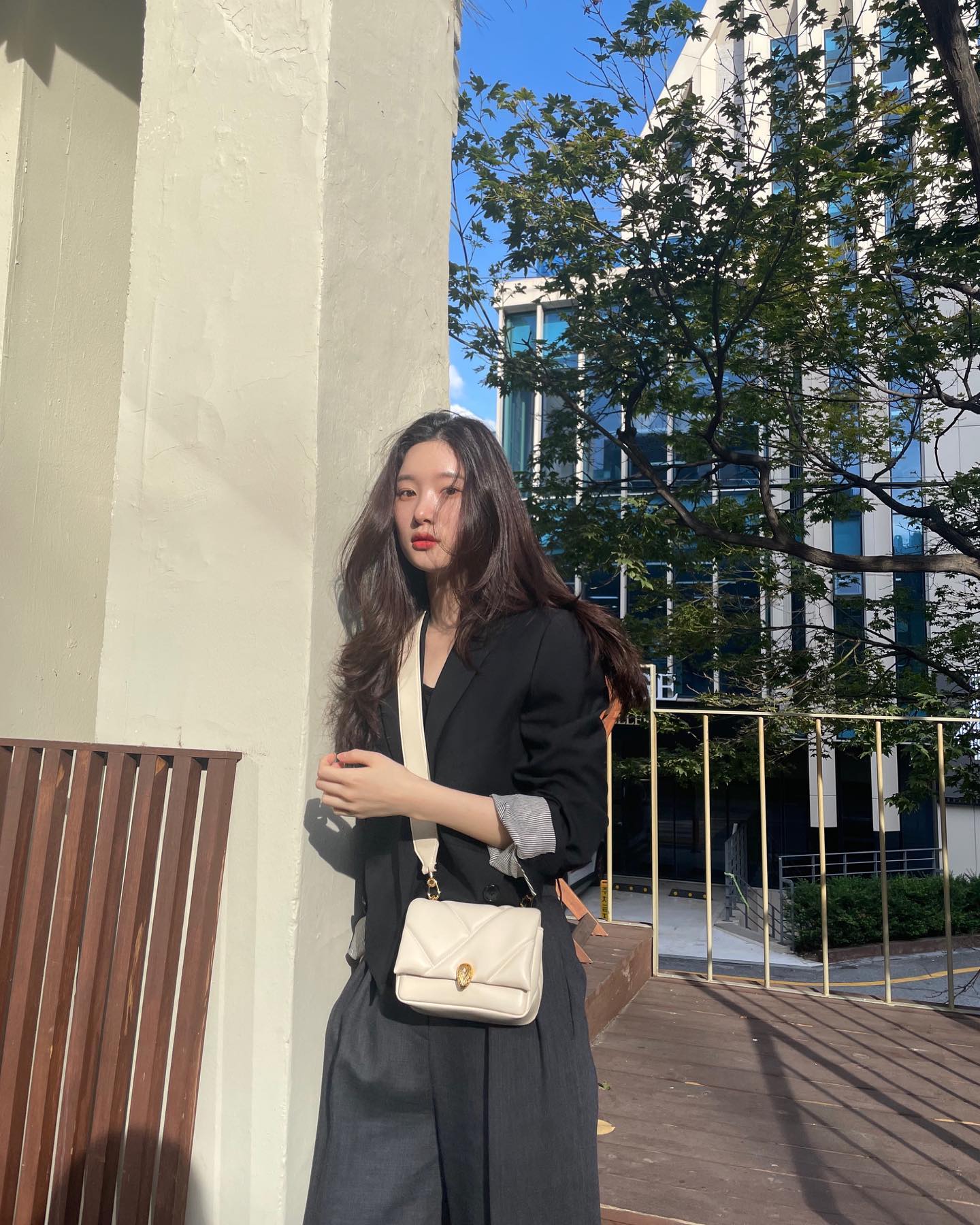 Nữ chính phim Hàn hot nhất lúc này: Trắng xinh như cục bông, style sành điệu không cần cố- Ảnh 11.