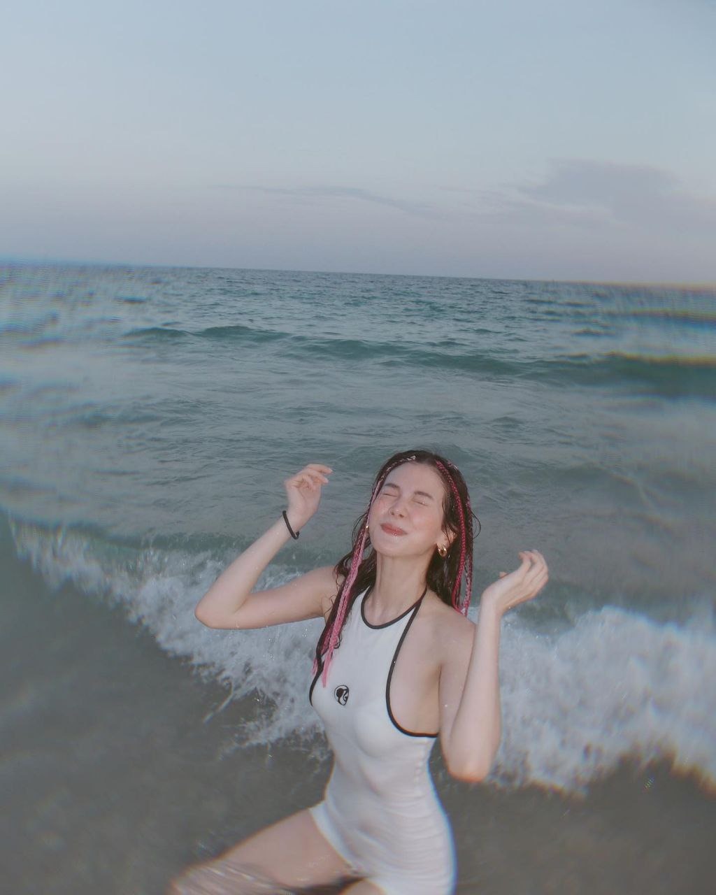 Ngọc nữ Việt - Thái đọ bikini: Baifern tuyệt sắc khuynh thành nhưng kín bưng, Ninh Dương Lan Ngọc sexy rung chuyển thị giác- Ảnh 21.