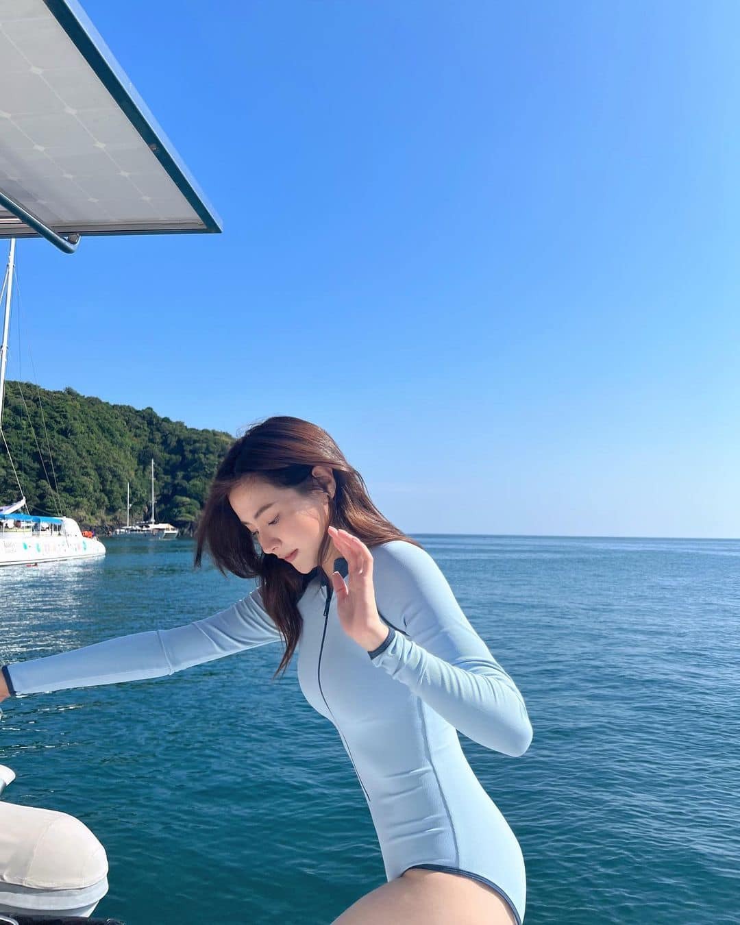 Ngọc nữ Việt - Thái đọ bikini: Baifern tuyệt sắc khuynh thành nhưng kín bưng, Ninh Dương Lan Ngọc sexy rung chuyển thị giác- Ảnh 18.