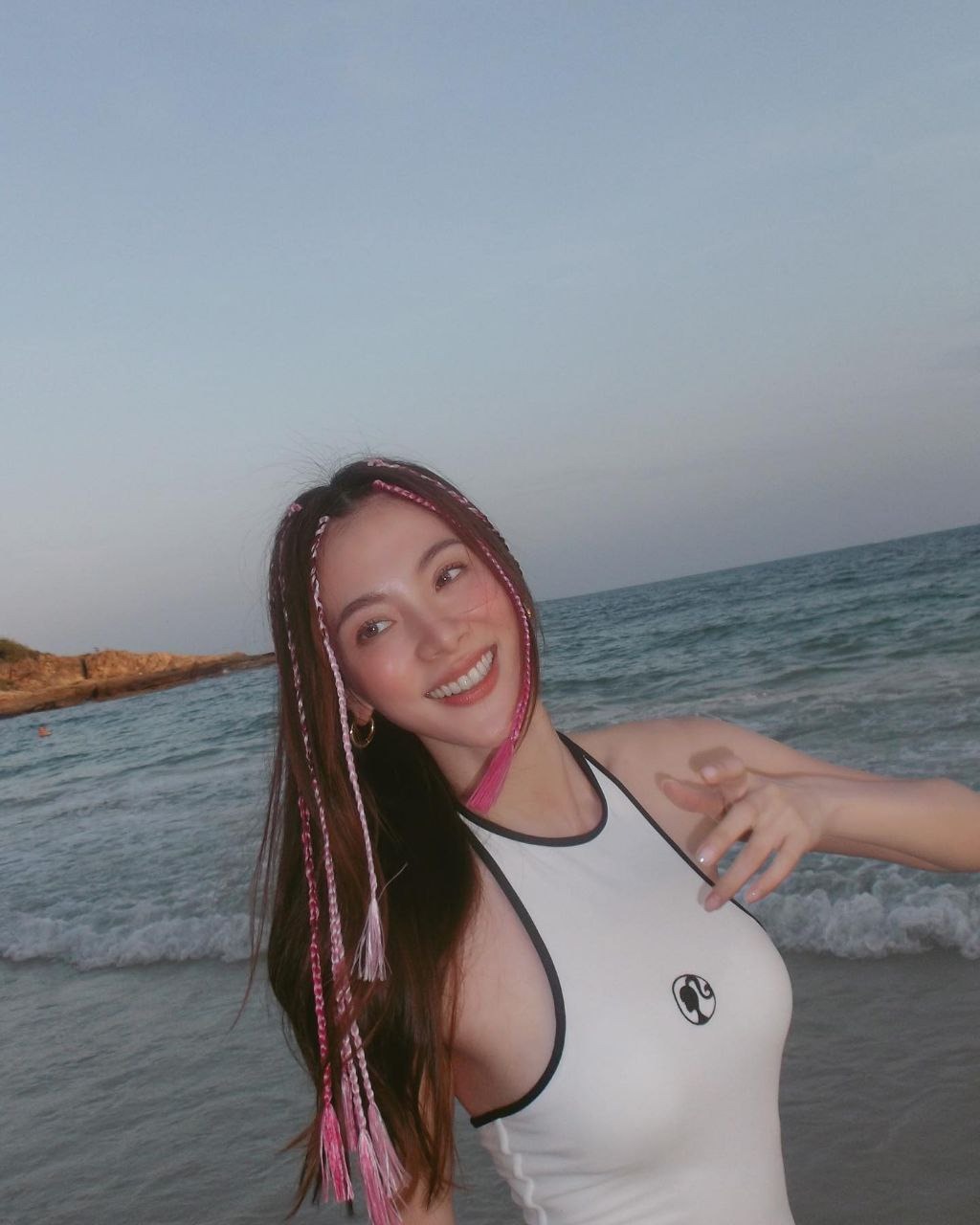 Ngọc nữ Việt - Thái đọ bikini: Baifern tuyệt sắc khuynh thành nhưng kín bưng, Ninh Dương Lan Ngọc sexy rung chuyển thị giác- Ảnh 20.