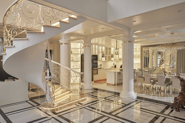 "Chị đại" Lệ Quyên flex biệt thự 600m²: Xa hoa đến mức ngôn từ khó diễn đạt, sang chấn thị giác toàn dân mạng- Ảnh 15.