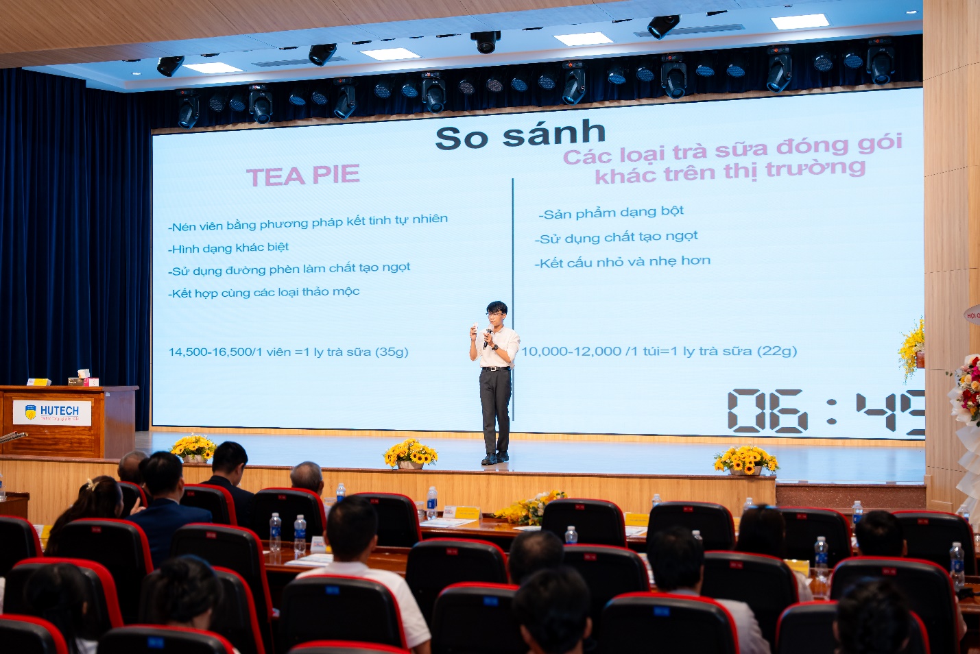 Sinh viên HUTECH “giải bài toán” thuyết trình trước đám đông bằng trải nghiệm đa dạng- Ảnh 4.