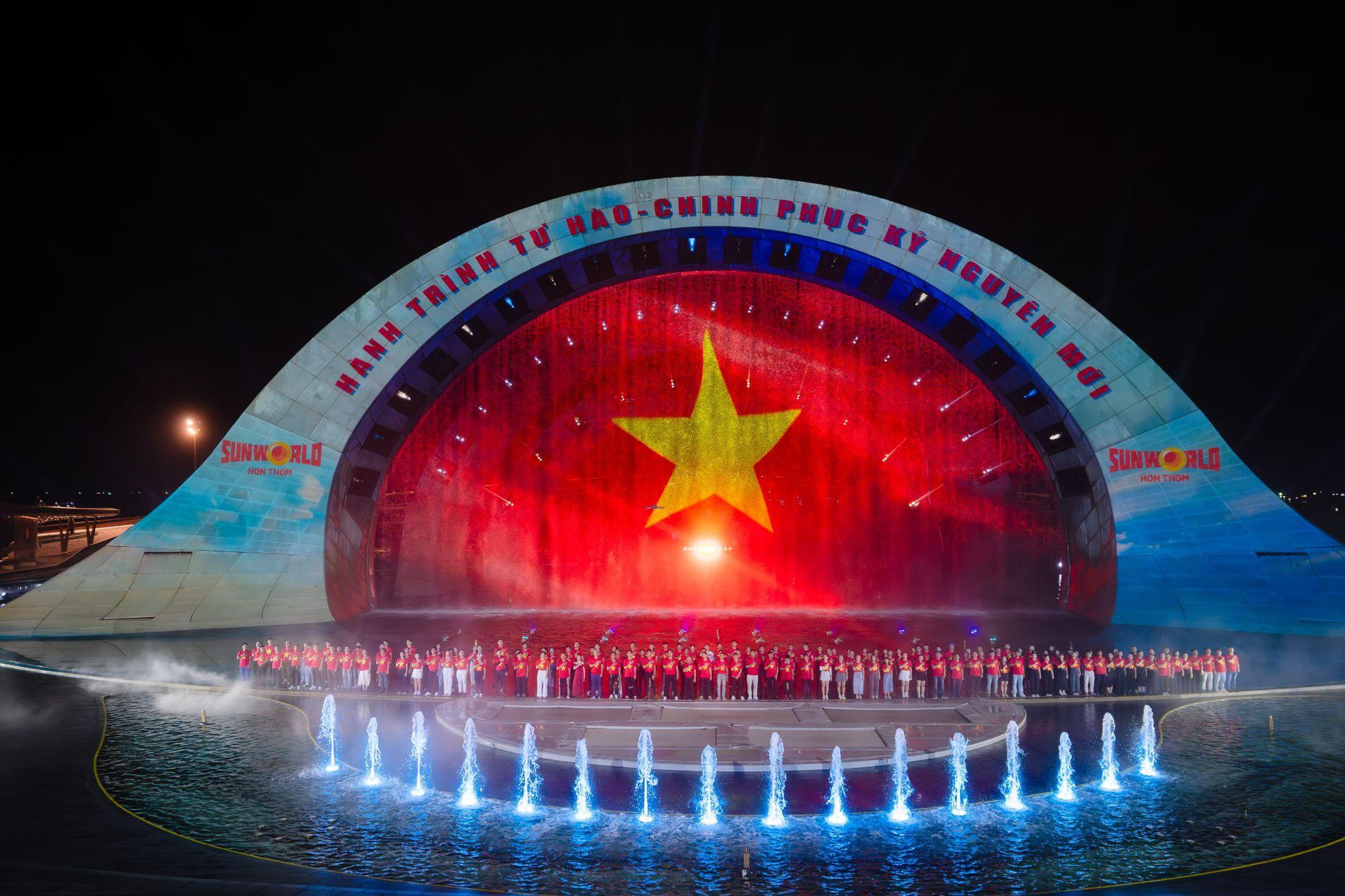 Tổ Quốc ta cờ hoa rạng rỡ - Sun Paradise Land tưng bừng đón Quốc khánh 2/9- Ảnh 4.