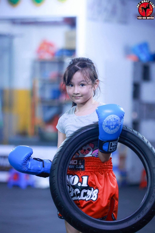 Ái nữ lai Tây 