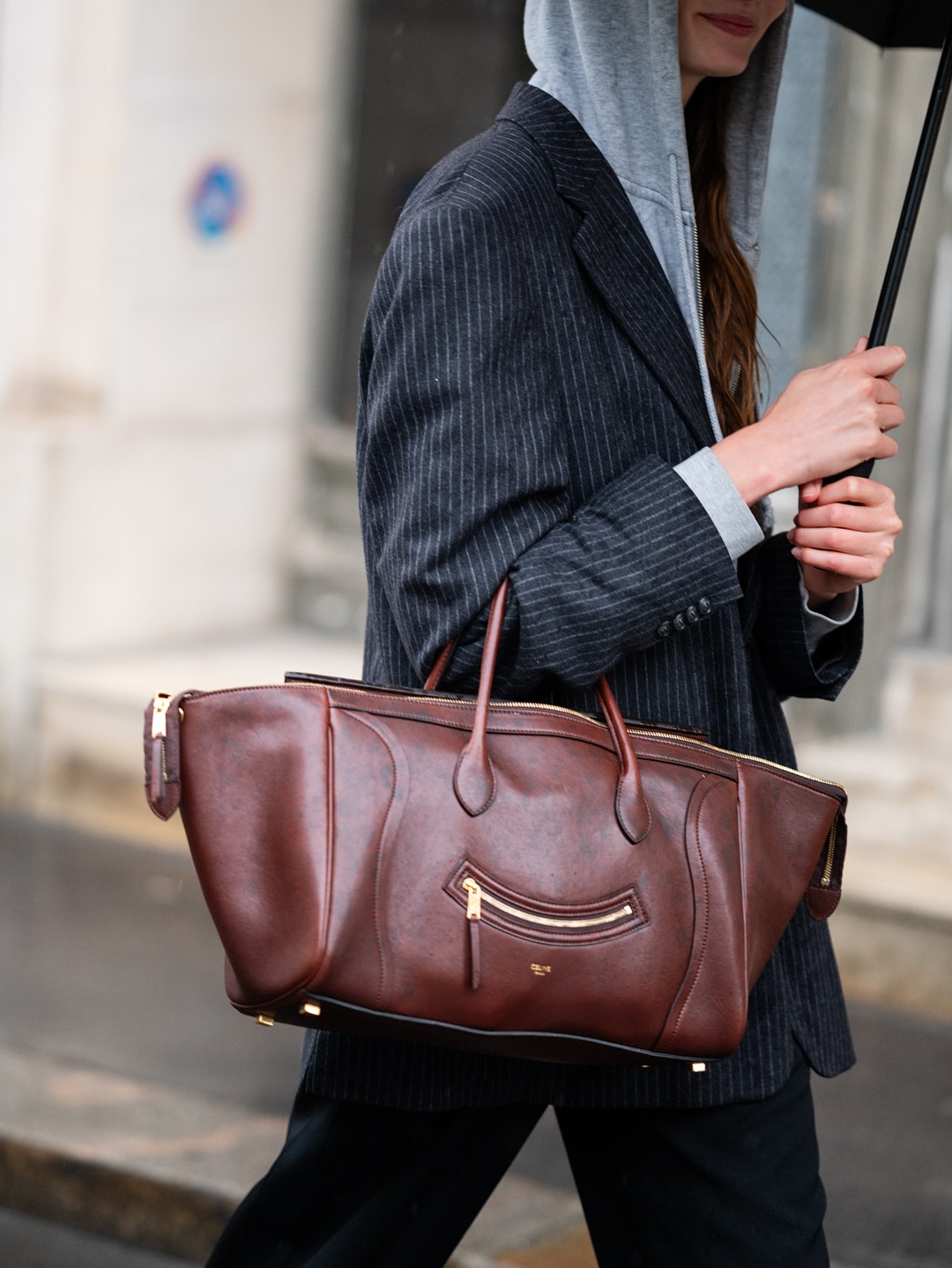 3 chiếc túi huyền thoại tái xuất 2025: Balenciaga, CELINE, Chloé khiến giới mộ điệu "nháo nhác" tìm mua- Ảnh 10.