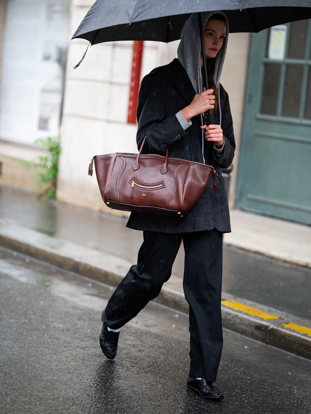3 chiếc túi huyền thoại tái xuất 2025: Balenciaga, CELINE, Chloé khiến giới mộ điệu "nháo nhác" tìm mua- Ảnh 11.