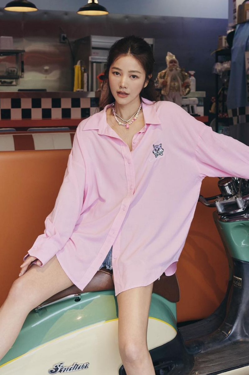 50 tuổi, người phụ này khiến nhiều người trầm trồ với 8 bí kíp giữ dáng và dưỡng da- Ảnh 2.