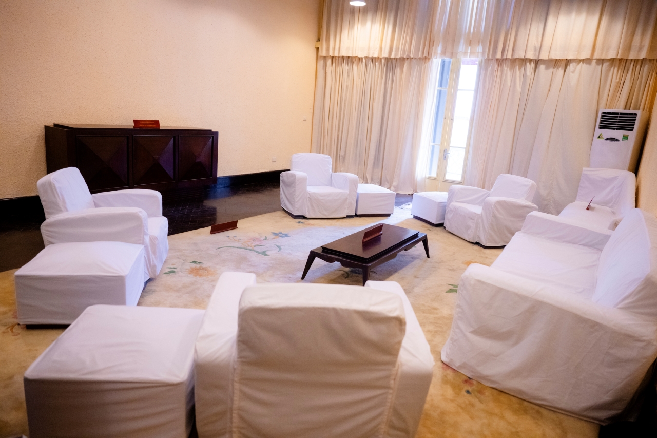 Khung cảnh bất ngờ bên trong ngôi nhà đặc biệt giữa lòng phố cổ Hà Nội sau 80 năm- Ảnh 10.