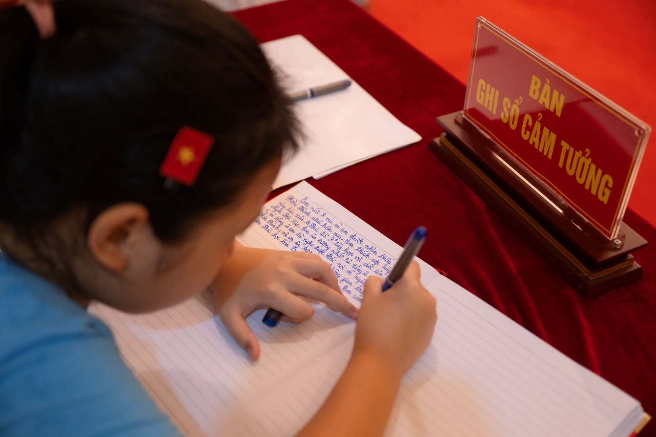 Khung cảnh bất ngờ bên trong ngôi nhà đặc biệt giữa lòng phố cổ Hà Nội sau 80 năm- Ảnh 24.