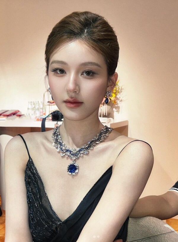 Ảnh quá khứ của Triệu Lộ Tư bị đào lại- Ảnh 4.