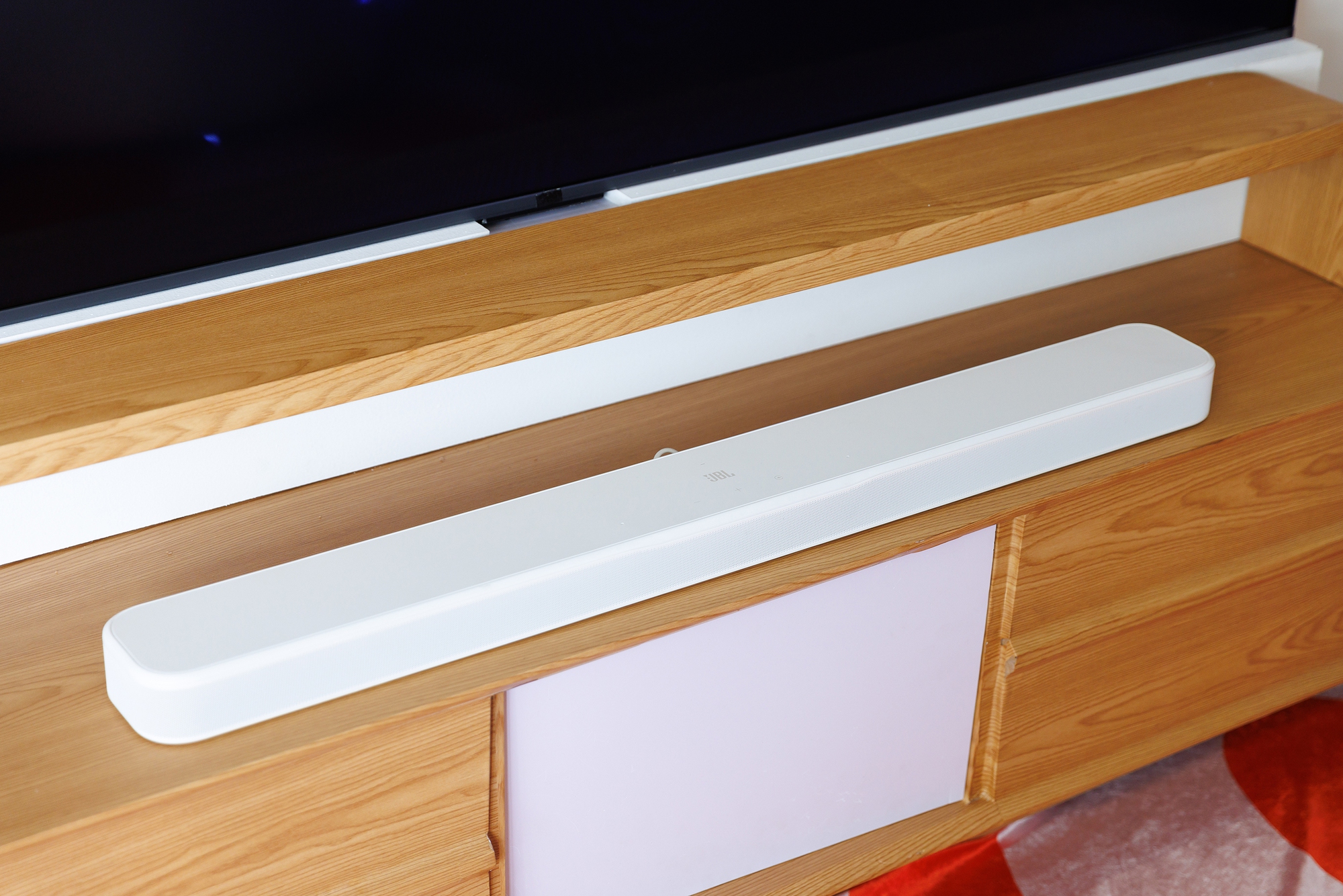 JBL "chào hàng" mẫu loa mới, giá từ 17,9 triệu đồng- Ảnh 5.