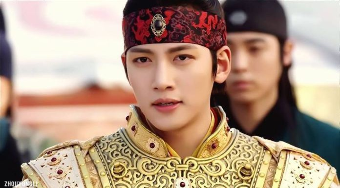 10 mỹ nam cổ trang đẹp nhất Hàn Quốc: Lee Min Ho cuối bảng, số 1 đẳng cấp khen chỉ có thừa- Ảnh 5.