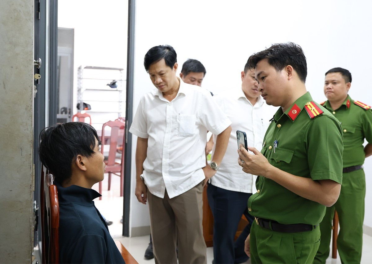 Bắt nghi phạm bắt cóc, đánh đập, cưỡng hiếp bé gái- Ảnh 2.