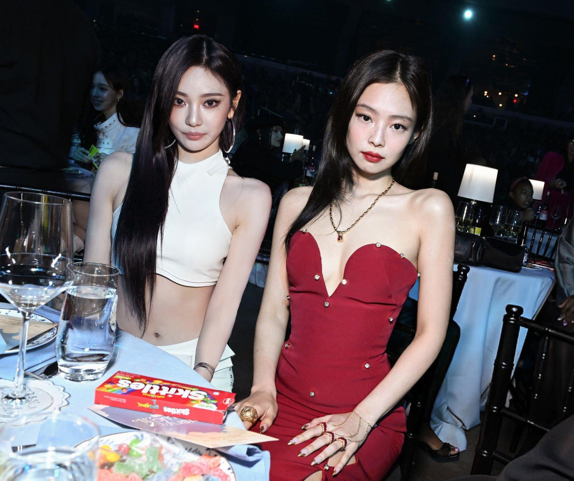 Cả Kpop toàn idol "ngậm thìa vàng": Tất cả là tại Jennie?- Ảnh 14.