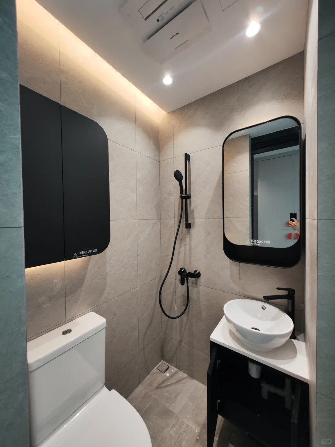 Ngôi nhà 12m² có đủ 2 phòng ngủ, 2 phòng khách và cả ban công - sống nhỏ mà không hề thiếu thốn- Ảnh 4.