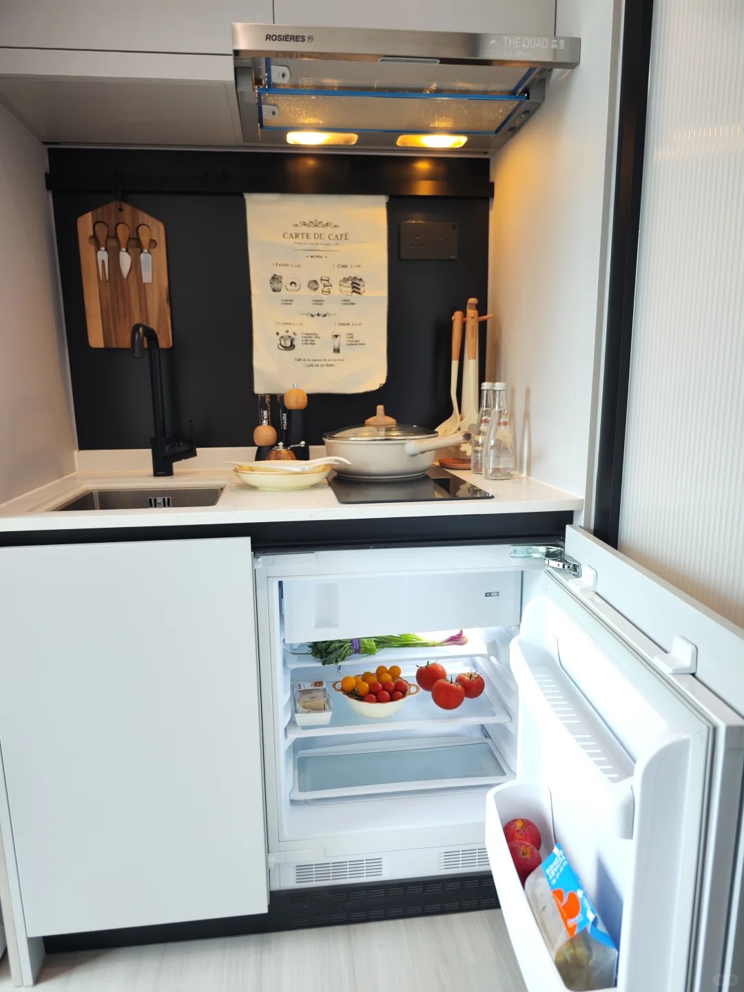 Ngôi nhà 12m² có đủ 2 phòng ngủ, 2 phòng khách và cả ban công - sống nhỏ mà không hề thiếu thốn- Ảnh 3.