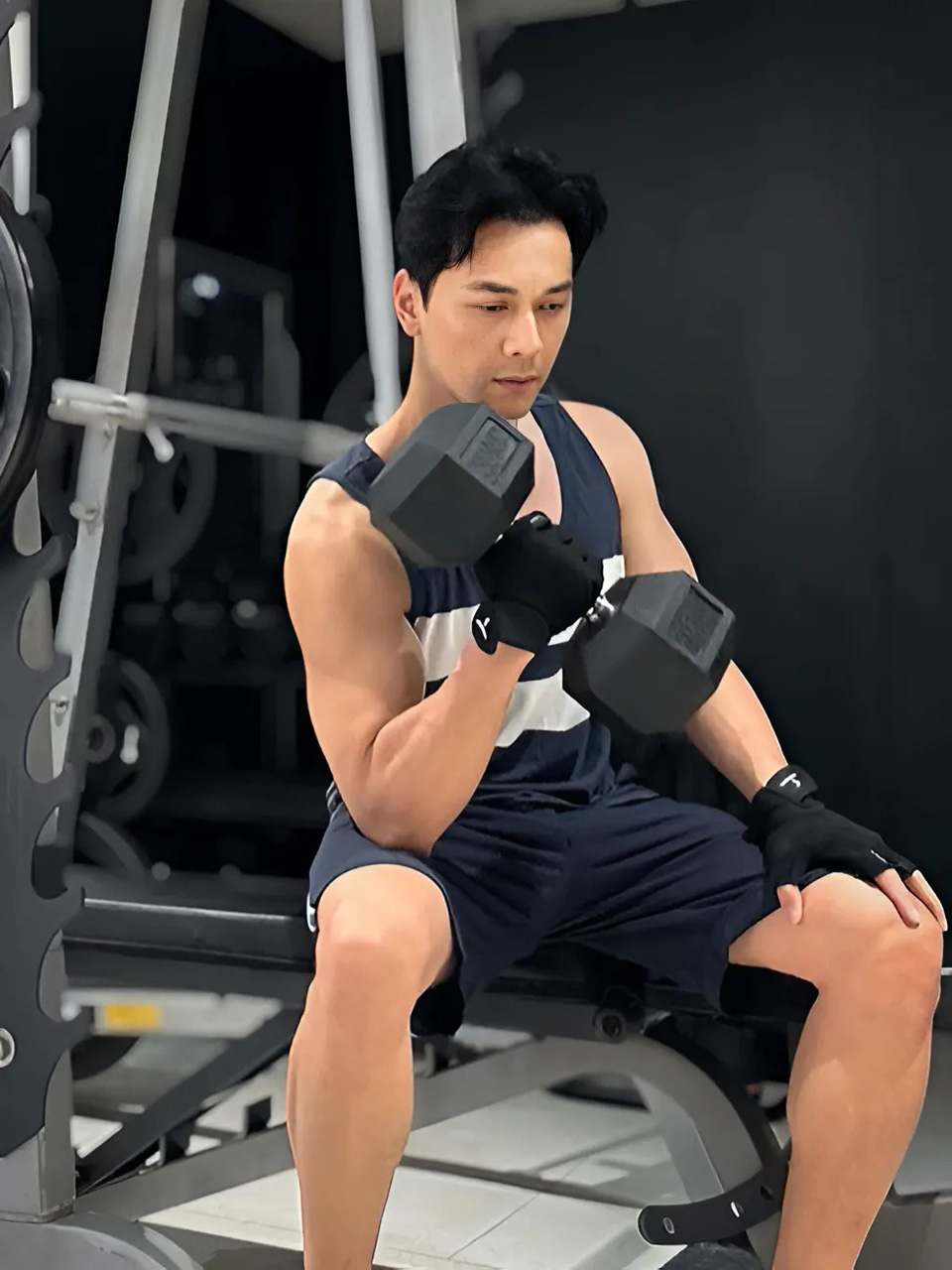 Chủ tịch ACB U50 body vẫn 6 múi cuộn cuộn gây bão mạng xã hội, bí quyết là đây!- Ảnh 7.