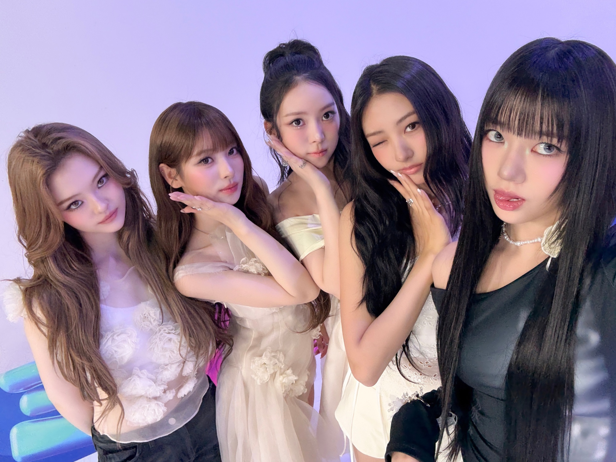 Cả Kpop toàn idol "ngậm thìa vàng": Tất cả là tại Jennie?- Ảnh 4.