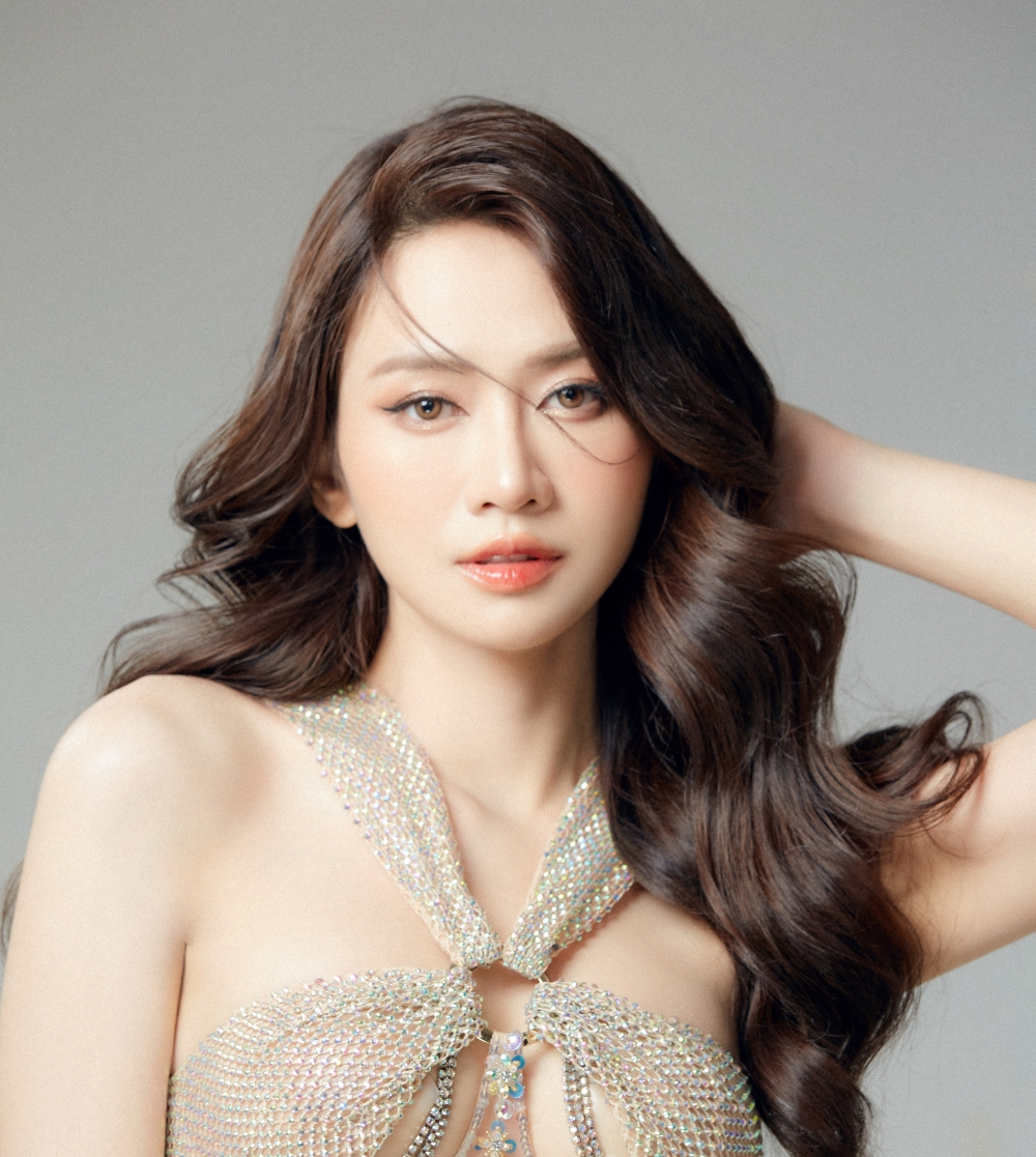 Vbiz hiếm ai cứ xuất hiện là bị đòi cắt sóng như cô gái này, năng lực chạm đáy thì xinh mấy cũng không mê nổi- Ảnh 6.