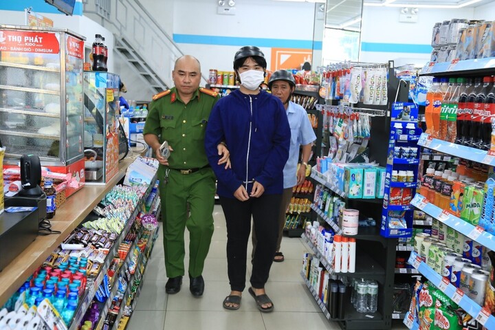 Tên cướp manh động ở Đồng Nai sa lưới sau 10 giờ gây án- Ảnh 1.