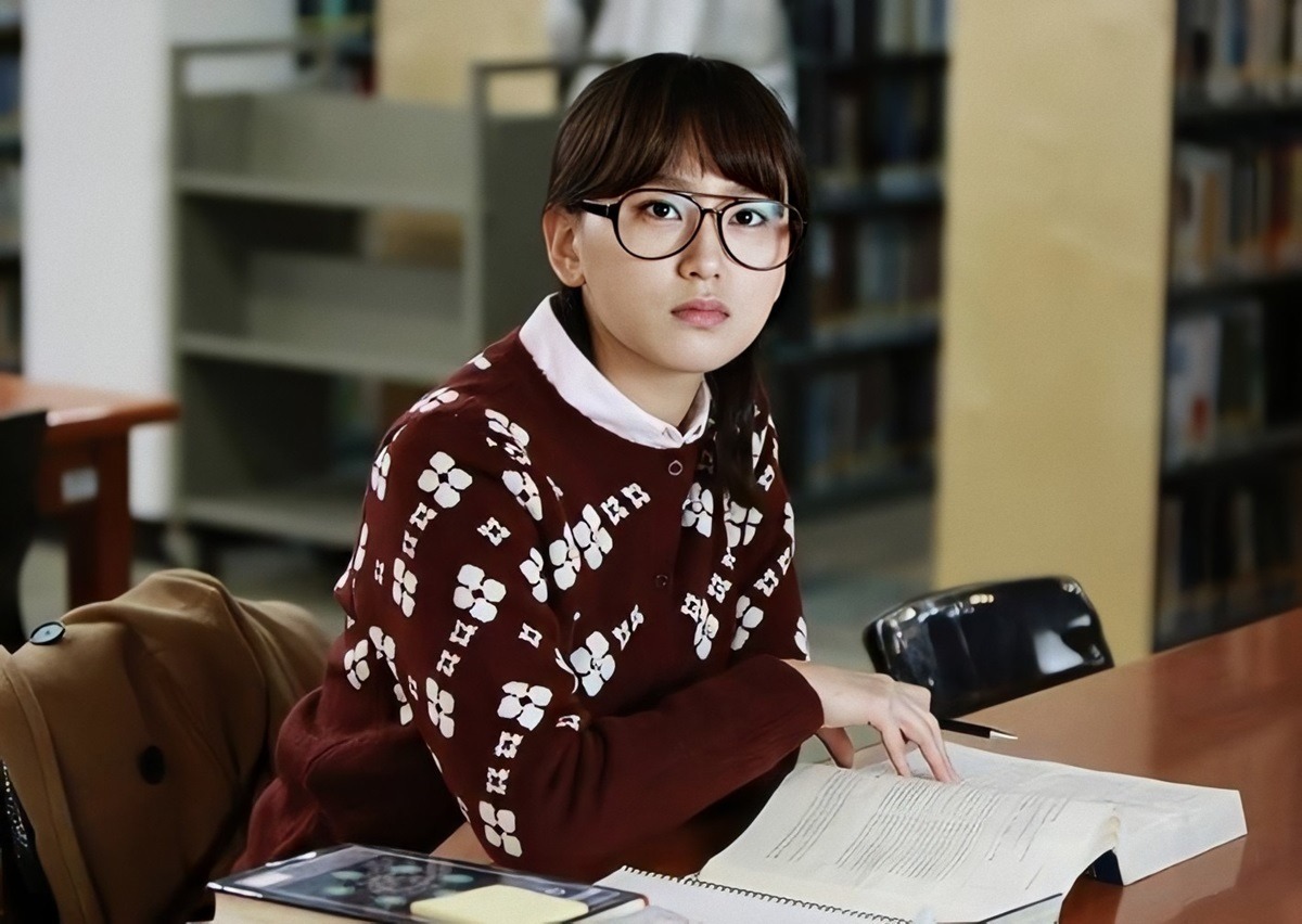 2 bức ảnh “trời ơi đất hỡi” khiến mỹ nhân Reply 1988 bị tấn công 