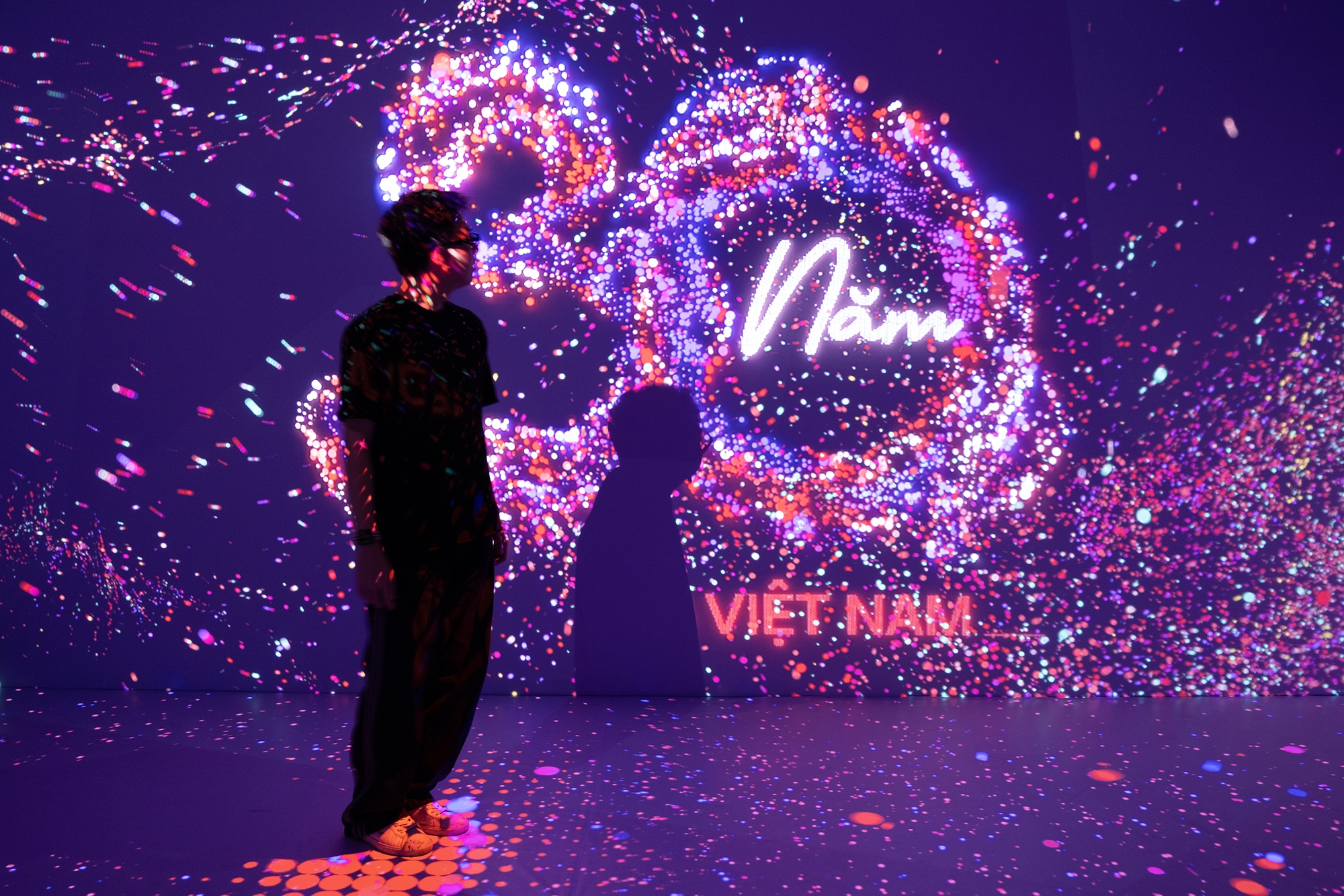 Mục sở thị triển lãm The Art-ffection by LG: "Chạm mở - Thấu cảm - Lan tỏa"- Ảnh 5.