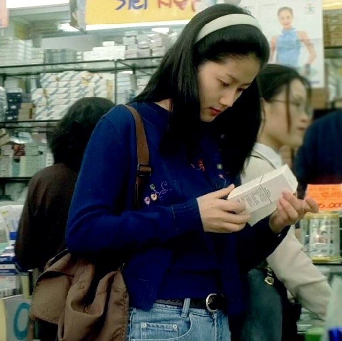 Bí ẩn nhan sắc là 
