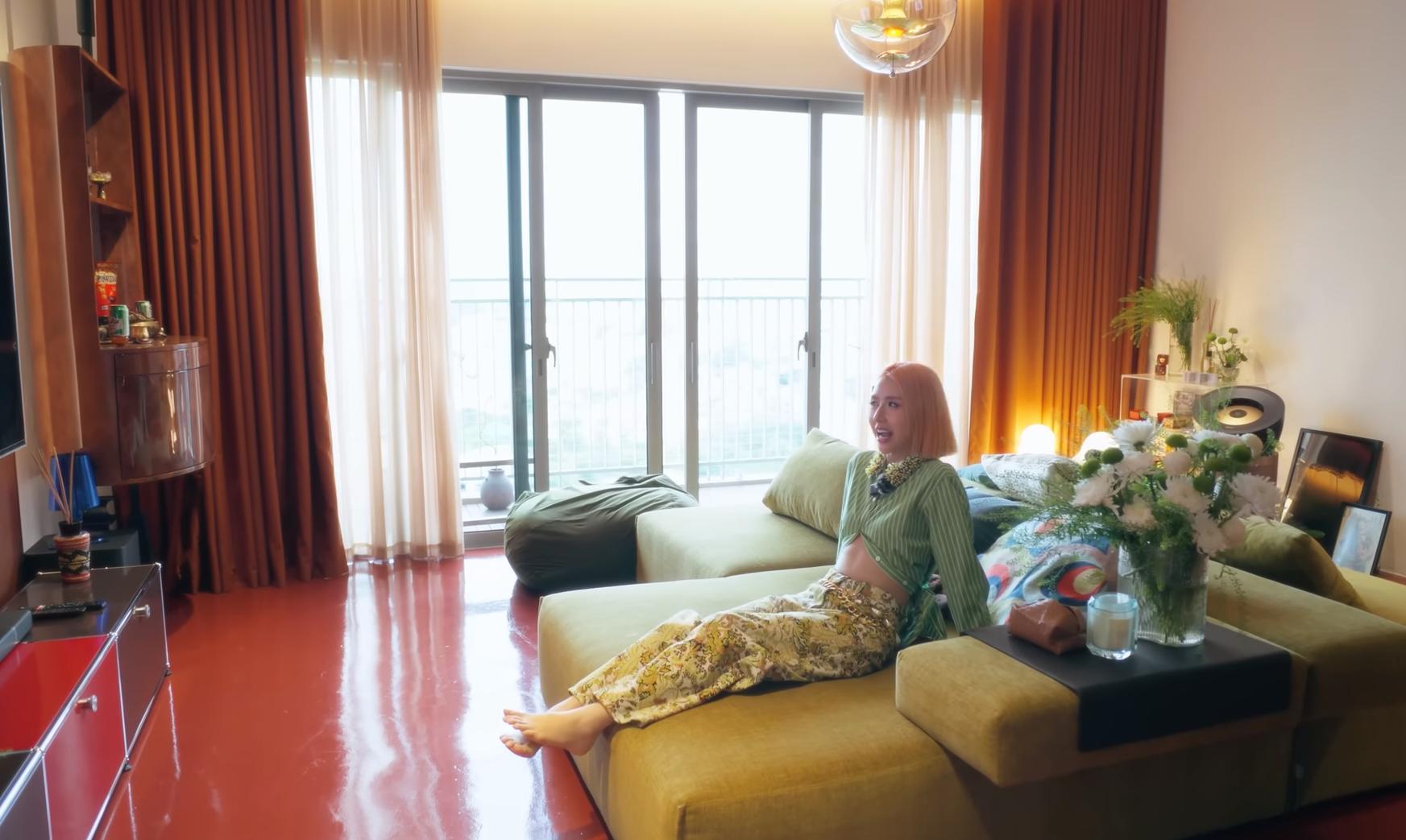 Dân mạng “khóc thuê” khi Quỳnh Anh Shyn bán penthouse 12 tỷ, giờ quay xe khi thấy cô khoe nhà mới nghệ gấp 10 lần!- Ảnh 25.