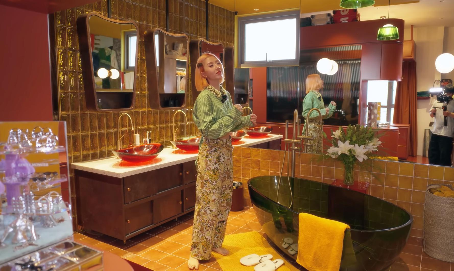 Dân mạng “khóc thuê” khi Quỳnh Anh Shyn bán penthouse 12 tỷ, giờ quay xe khi thấy cô khoe nhà mới nghệ gấp 10 lần!- Ảnh 34.