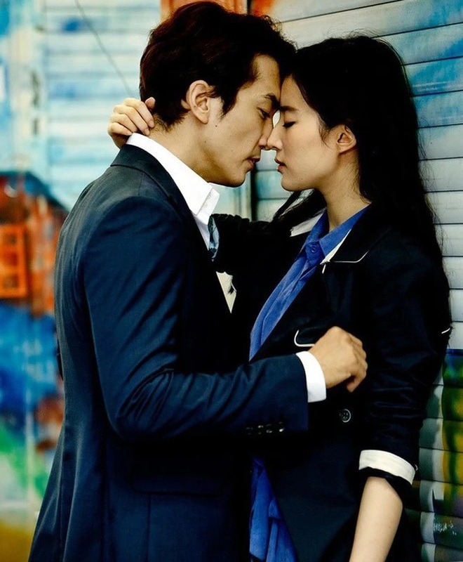 Hóa ra đây là lý do Song Seung Hun và Lưu Diệc Phi chia tay, bảo sao 