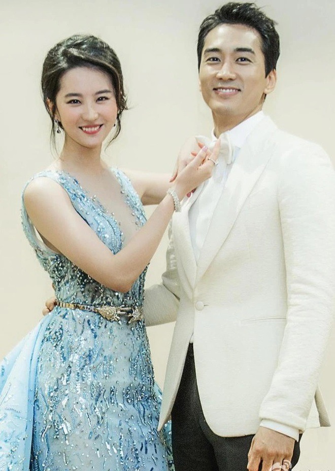 Hóa ra đây là lý do Song Seung Hun và Lưu Diệc Phi chia tay, bảo sao 