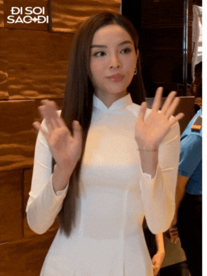 Thảm đỏ Sao Nhập Ngũ 2025: Hoà Minzy - Chi Pu - Kỳ Duyên đọ visual cực nét, 1 mỹ nhân lộ nhan sắc khác lạ- Ảnh 1.