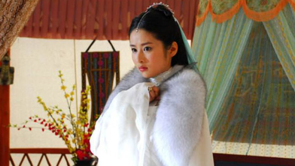 10 mỹ nhân đẹp nhất tiểu thuyết võ hiệp Kim Dung: Tiểu Long Nữ và Vương Ngữ Yên đều không phải số 1- Ảnh 12.
