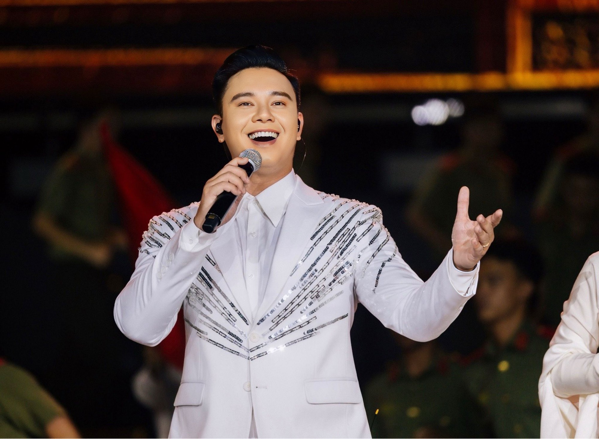 Tóc Tiên - Duy Khánh - Puka và dàn sao cùng lan toả tinh thần tự hào: Nếu có kiếp sau tôi vẫn muốn là người Việt Nam!- Ảnh 1.