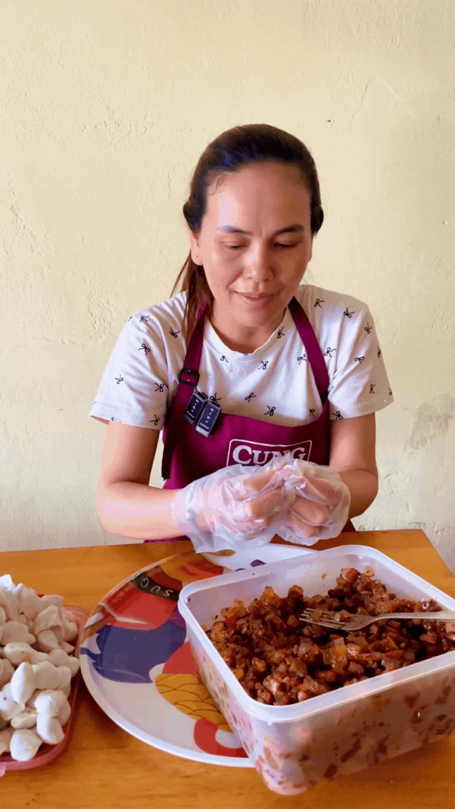 Quán bánh bèo - bánh nậm - bánh lọc 30 năm tuổi chuẩn vị Huế: Du khách thấy là thèm, người xa quê bỗng nhớ quê da diết!- Ảnh 3.