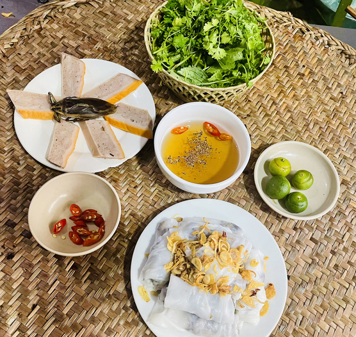 Bánh cuốn Thanh Trì - món ngon khó cưỡng của ẩm thực Hà thành- Ảnh 1.