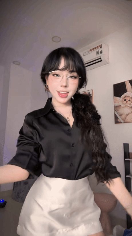 Trend “lúc đóng lúc mở” đốt cháy TikTok lúc này: Clip của gái xinh đứng top 1 được xem đến 17,6 triệu lần!- Ảnh 2.