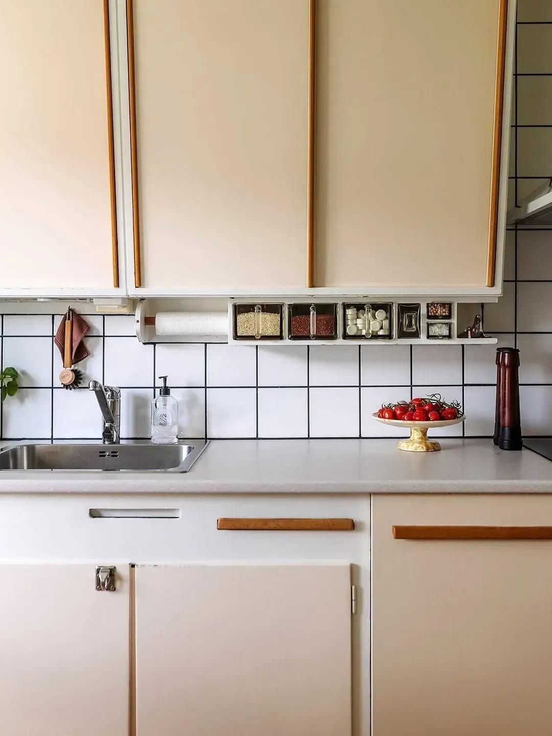 Nhà nhỏ cần lưu ý phong thủy không? Câu trả lời từ căn hộ 57m2 tinh tế khiến ai cũng muốn dọn về ở ngay- Ảnh 3.